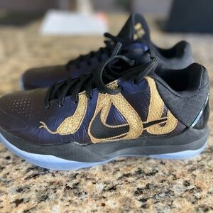 Kobe V Protro Size M 7 / W 8.5